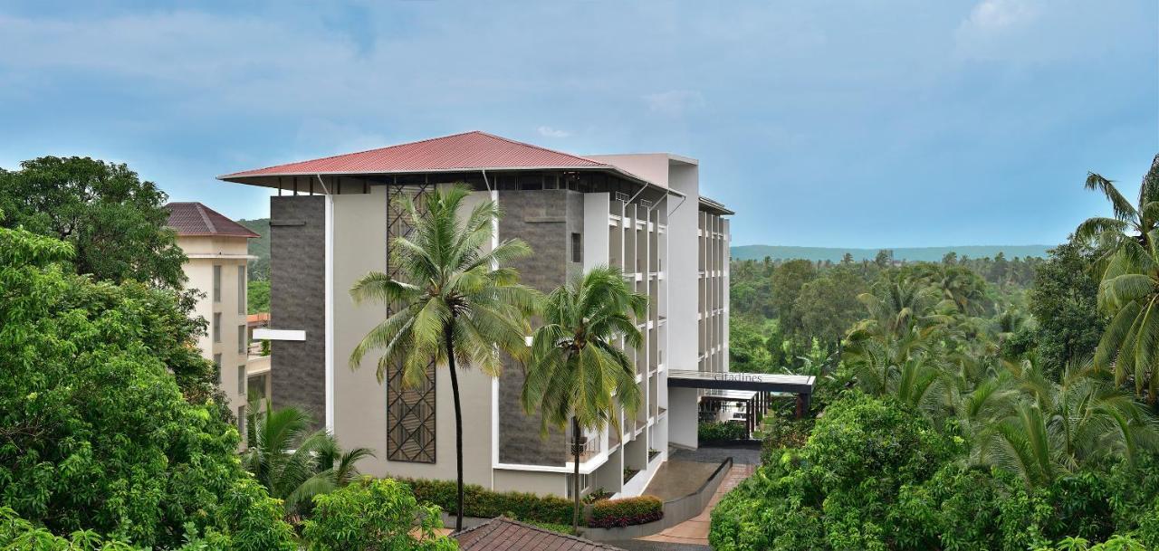 Hotel Citadines Arpora Nagoa Goa Esterno foto