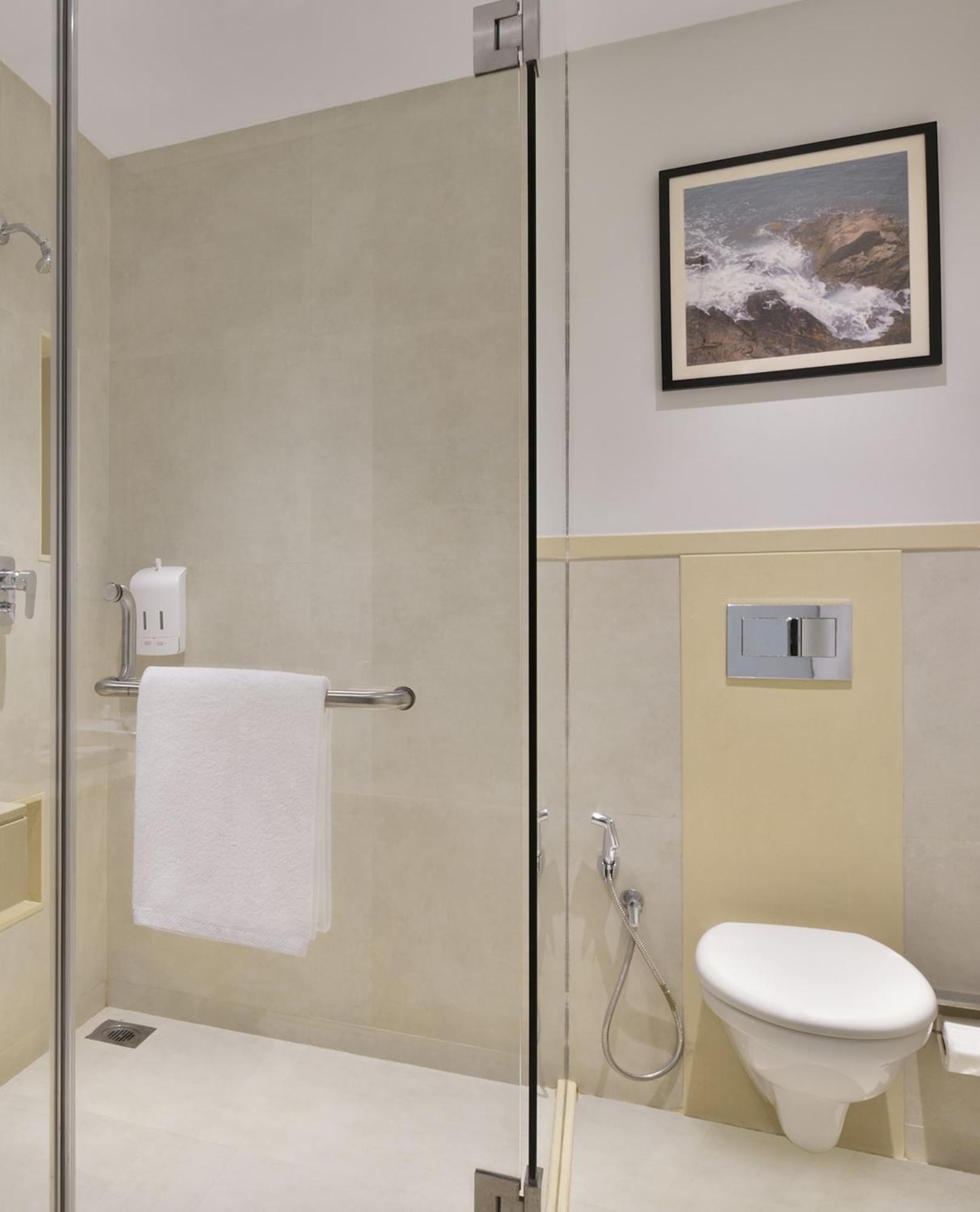 Hotel Citadines Arpora Nagoa Goa Esterno foto