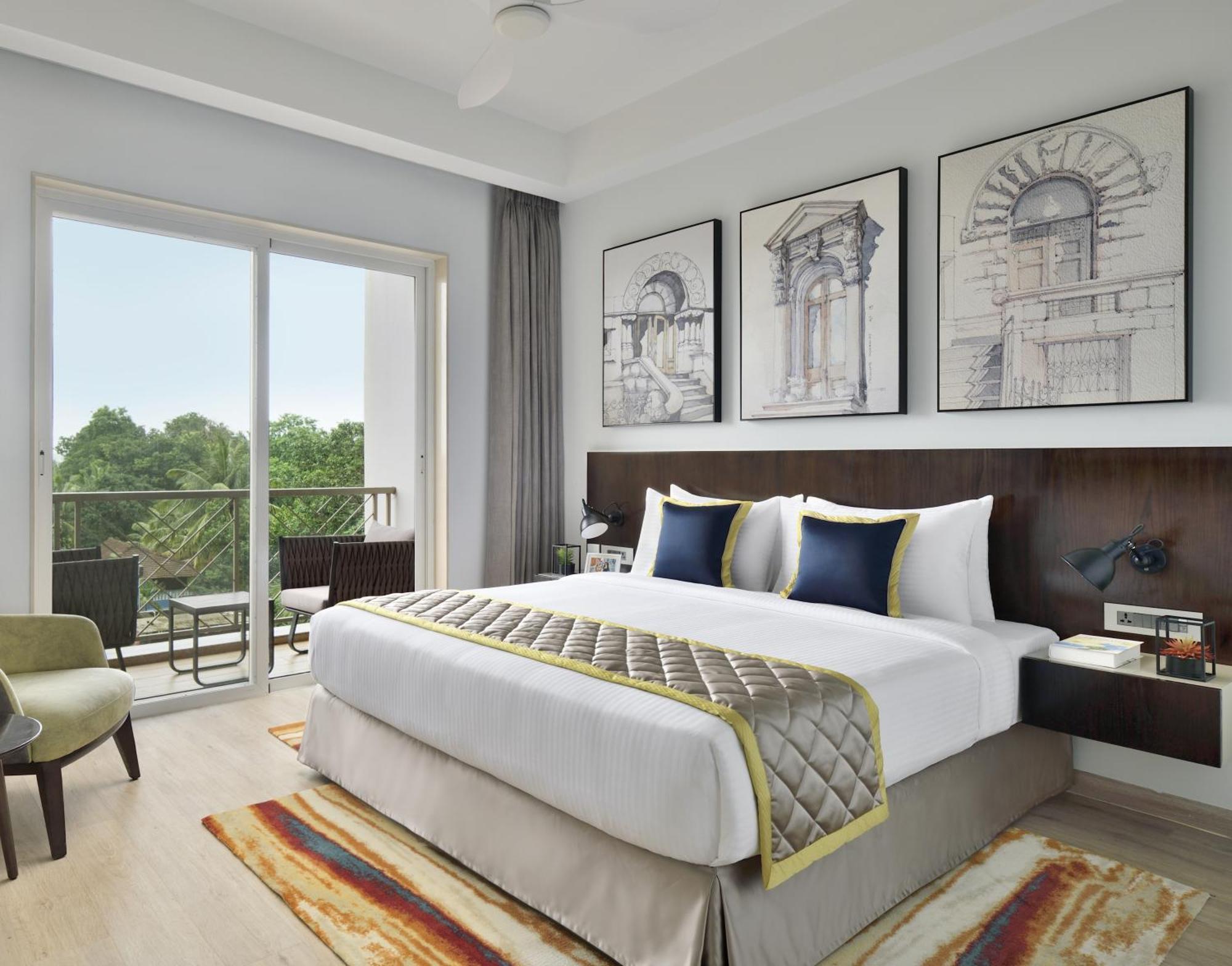 Hotel Citadines Arpora Nagoa Goa Esterno foto