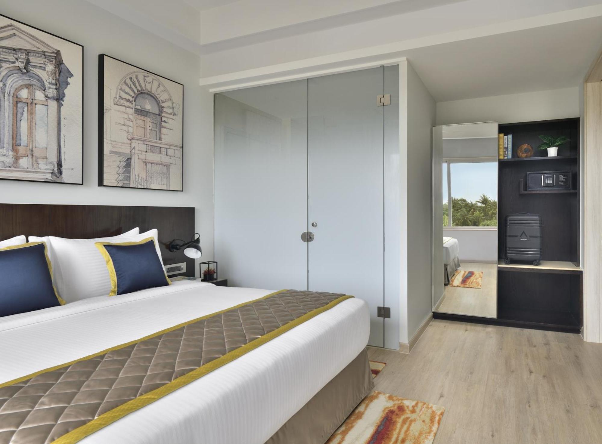 Hotel Citadines Arpora Nagoa Goa Esterno foto