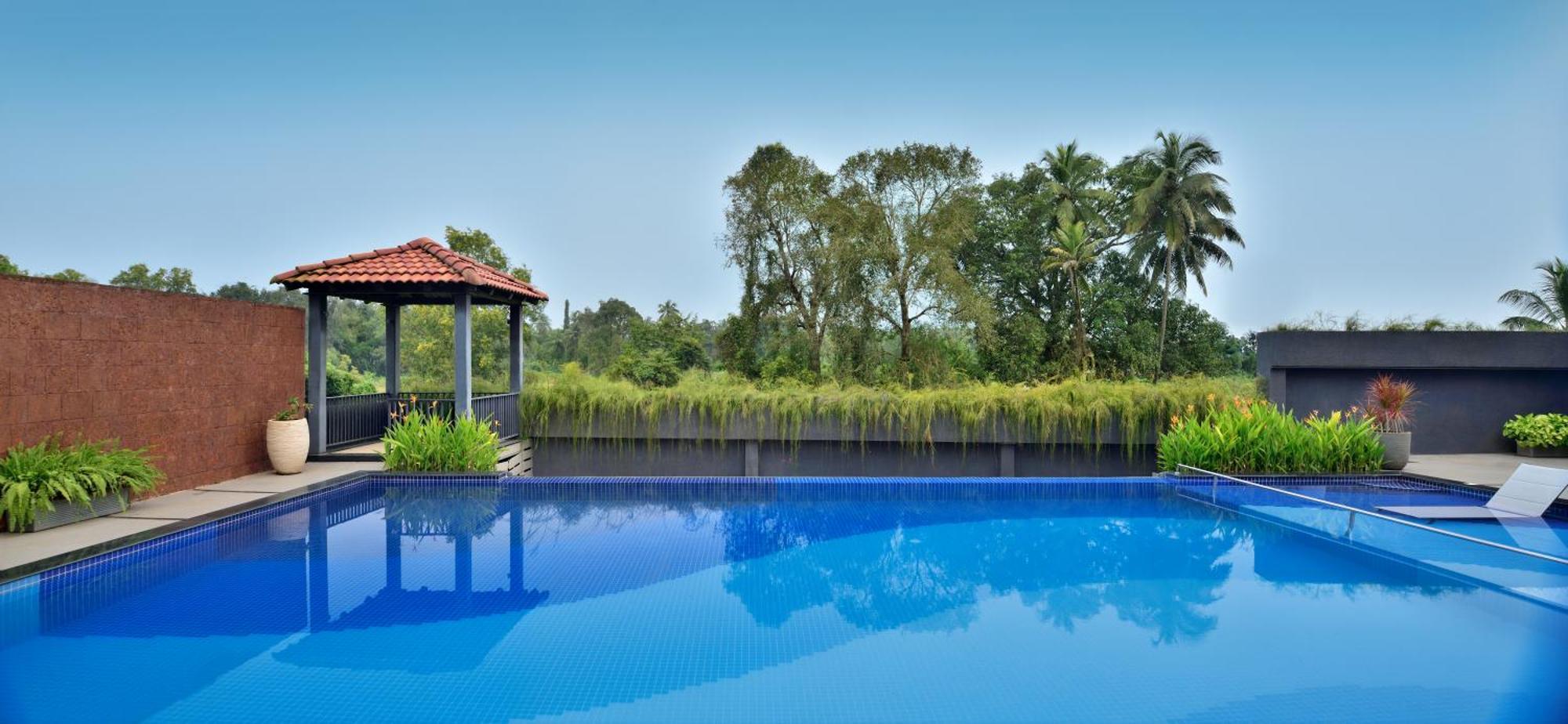 Hotel Citadines Arpora Nagoa Goa Esterno foto